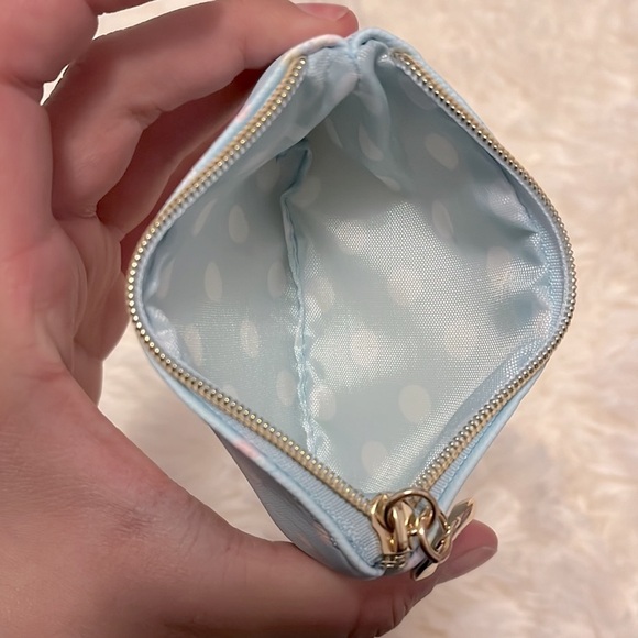 5/$25 💖 Cinnamoroll coin purse - Picture 3 of 3